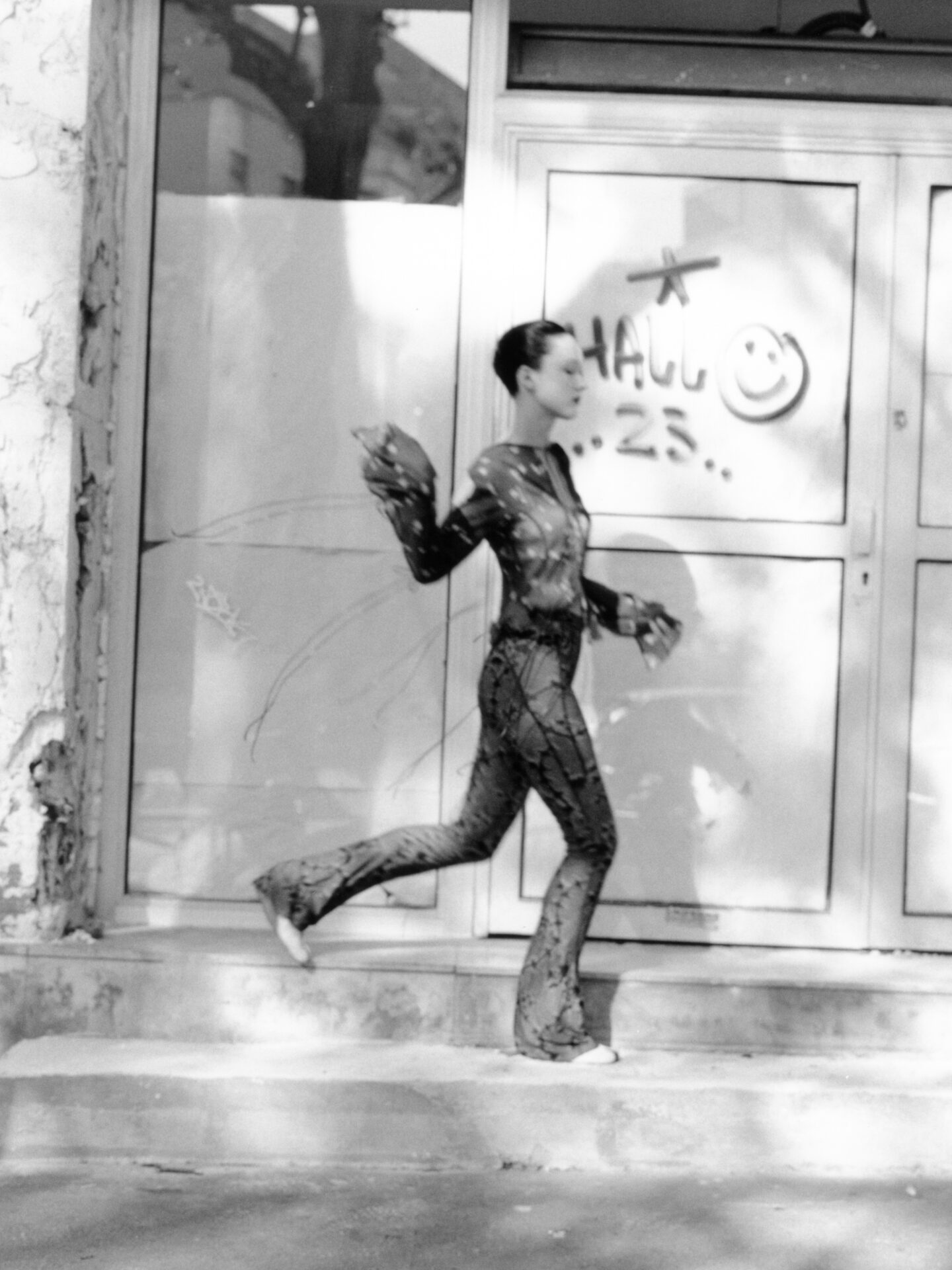 The Place We Heard Thet Someone Sing Opera