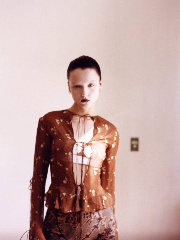 The Place We Heard Thet Someone Sing Opera